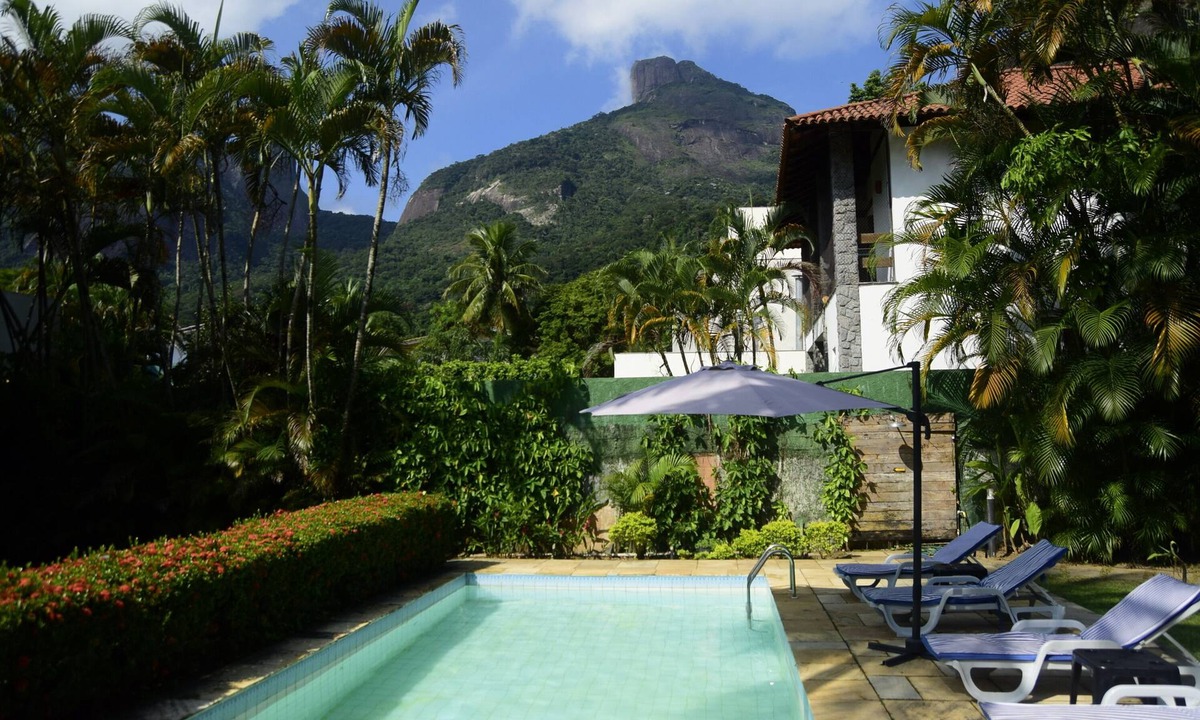 Itanhanga Bed & Breakfast | 2-bedroom bed & breakfast in fabulous Rio de Janeiro with AC ideal for Children