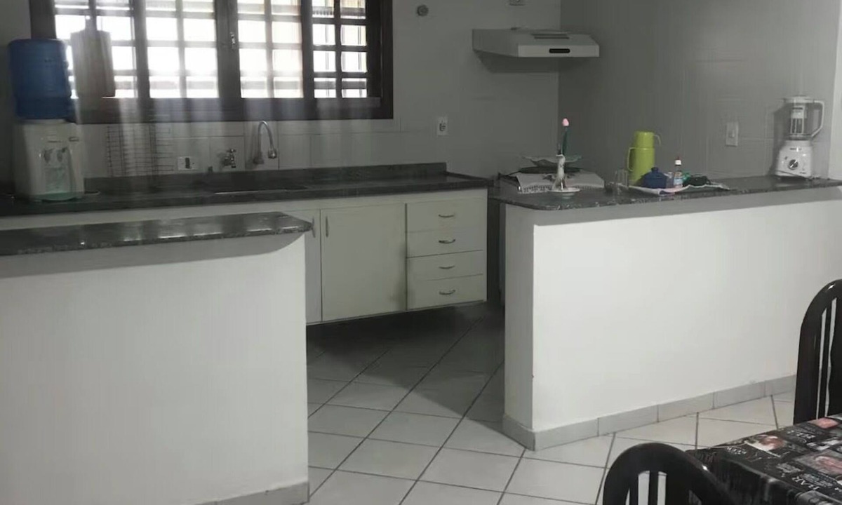 Jardim Imperador House | 20 meters from the sea, cozy Wi-Fi and swimming pool.