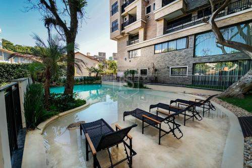 Centro Apartment | A07 - Apartamento 301 Bloco 3 - Waldgarten - 50m do mar - Condomínio de alto padrão com piscina e academia.