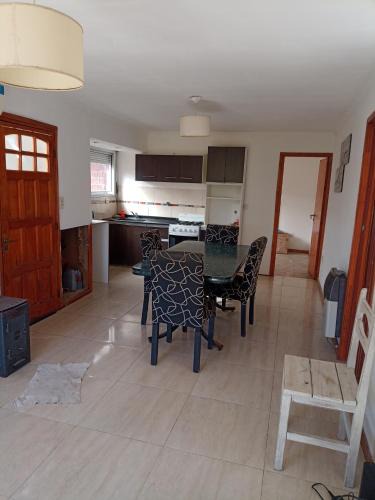 Tres Arroyos House | Alojamiento Delia