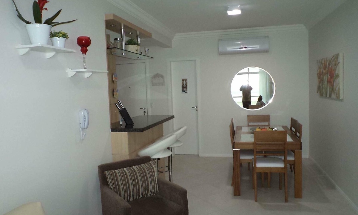 Ingleses Norte Apartment | Annual rental April to December - Fully Furnished