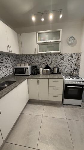Flores Apartment | Apartamento Flowers