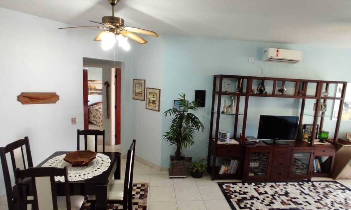 Enseada Apartment | APARTMENT. Cove 300 meters from the beach, for up to 10 people with Wi-Fi.