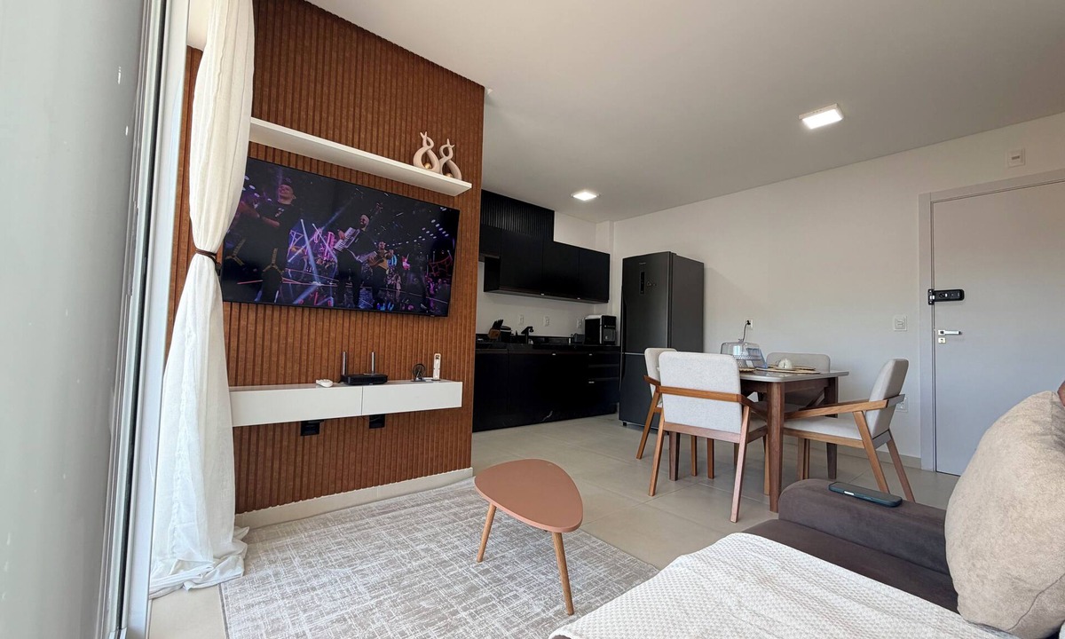 Sao Francisco de Assis Apartment | Apartment in Camboriú, sleeps up to 8 people.