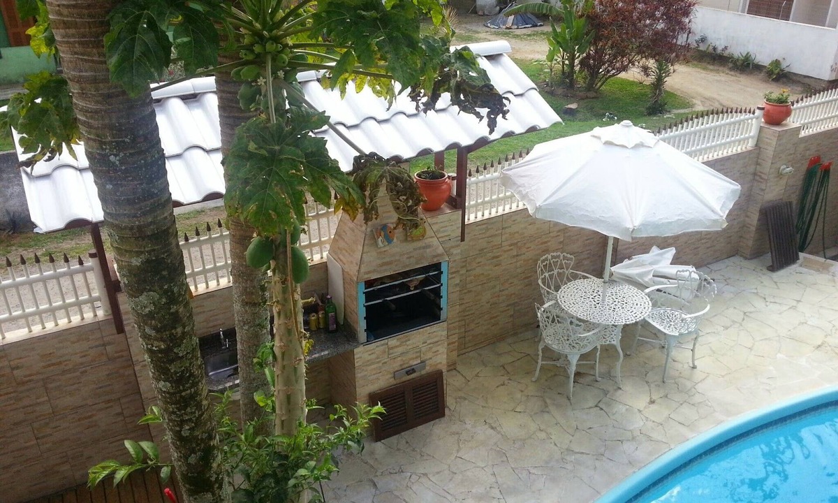 Barra da Lagoa Apartment | Apartment suite and room-air pool cond-