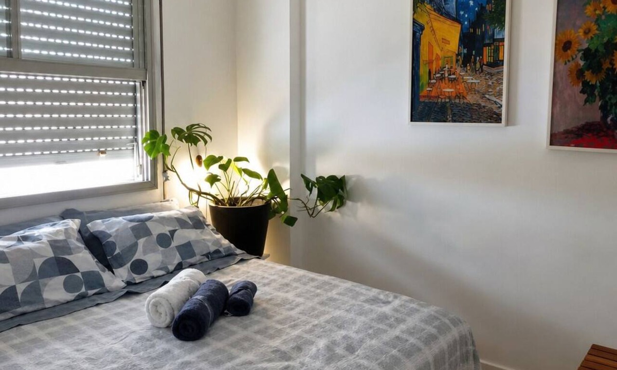 Jardim Paulista Apartment | Apartment two blocks from Paulista Avenue for 4 people.