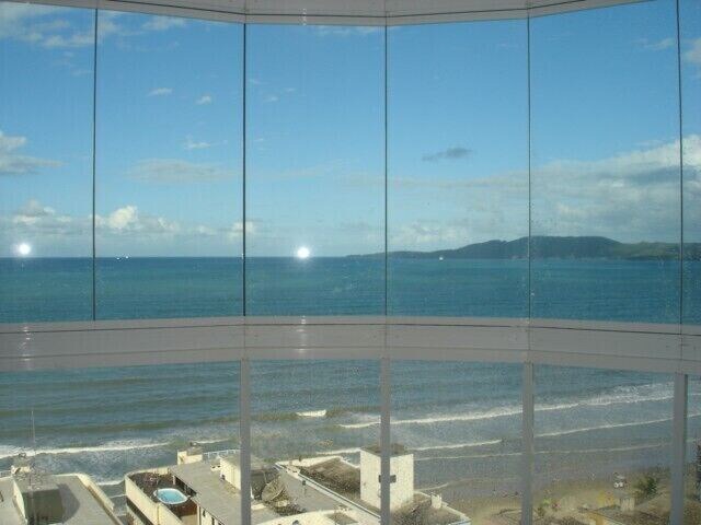 Andorinha Apartment | Apt. cover with great views of the sea front promenade, center.(See rates).
