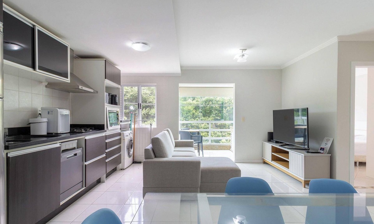 Jurere Apartment | Apt With Balcony, few Minutes From the sea Ccb103