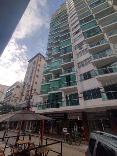 Centro Apartment | Apto 04 quartos no calçadão central de BC