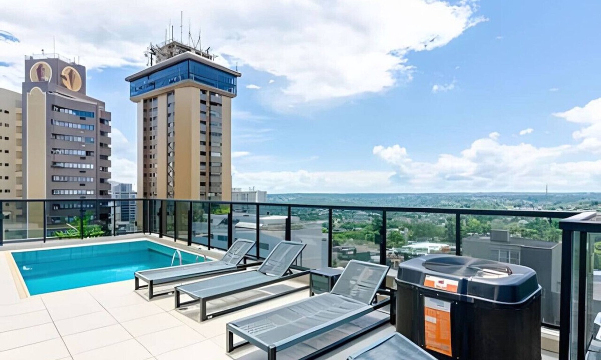 Bigorrilho Apartment | Apto 2 Quartos com Churrasqueira no Sky Batel · Piscina Aquecida e Sauna