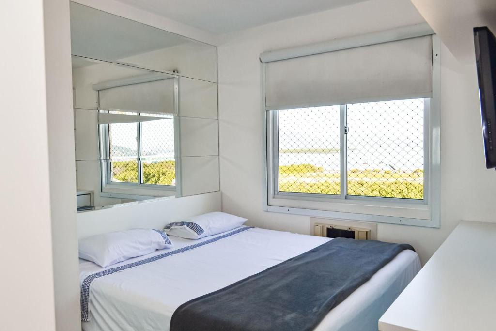 Costeira do Pirajubae Apartment | Apto c vista do mar e churrasq em Florianopolis SC