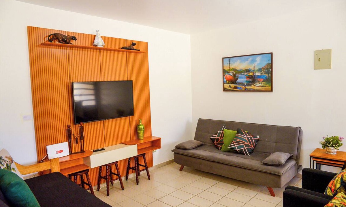 Praia Grande Apartment | Apto na cobertura a 300m da Praia Grande - Ubatuba