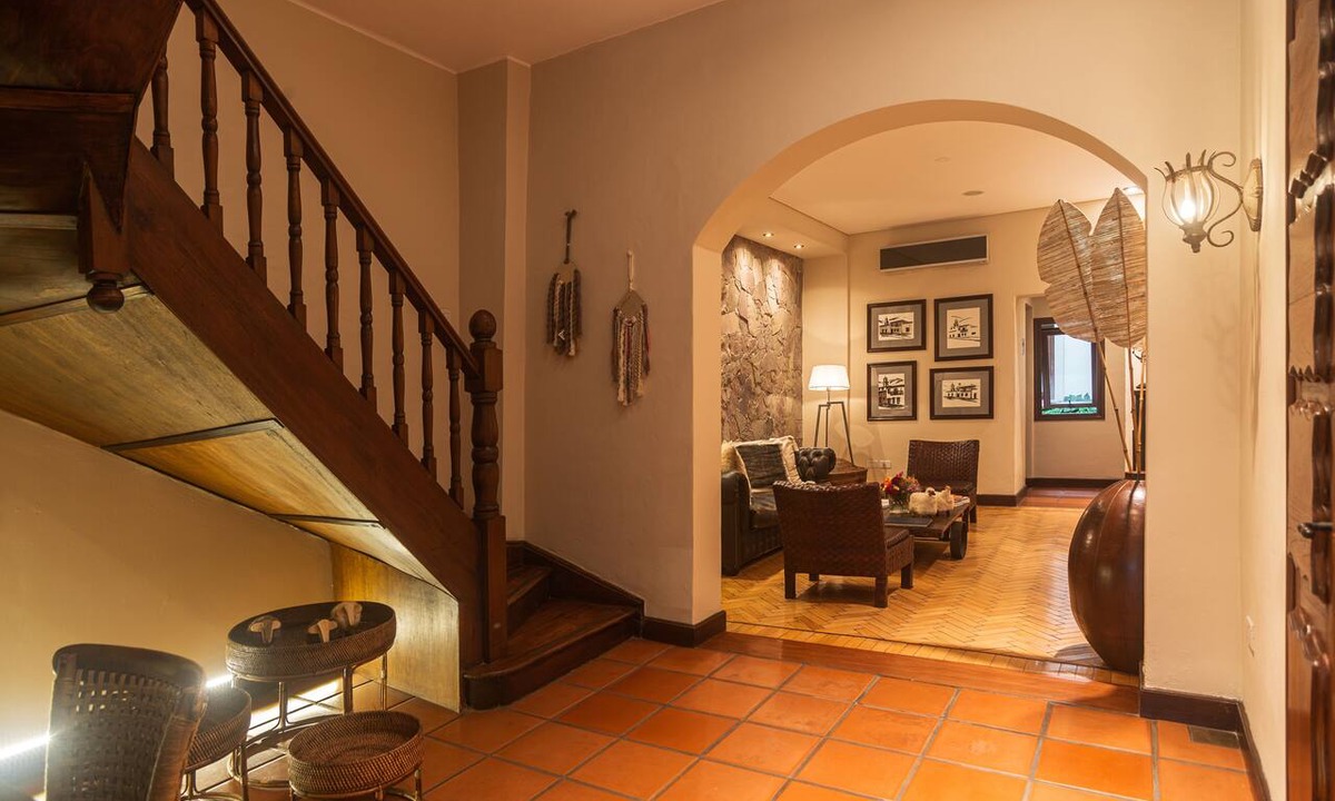 Salta Hotel | Balcón de la Plaza