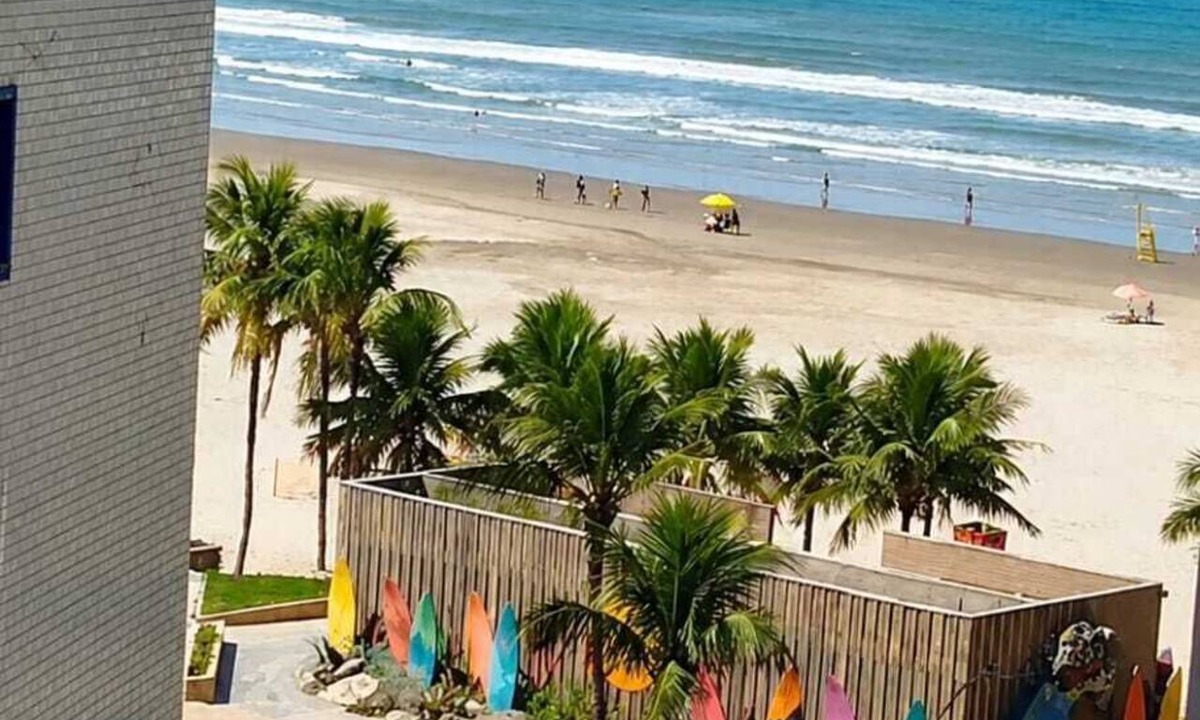 Vila Assuncao Apartment | Beachfront apartment in the heart of Ocian, 2 bedrooms.