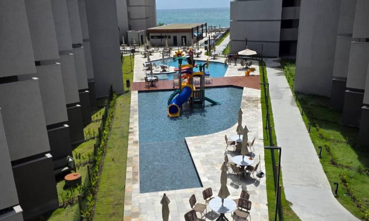 Praia dos Carneiros Apartment | Beachfront Deluxe Flat in Carneiros Beach, a complete resort for up to 4 people.