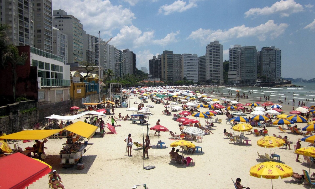 Jardim Vitoria Apartment | Beautiful apartment in Enseada-Guarujá with two bedrooms, one suite, two blocks from the beach.