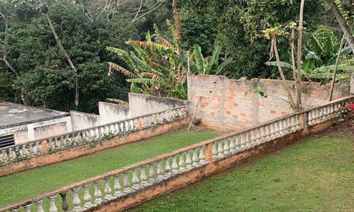 Mogi das Cruzes House | Beautiful country house with swimming pool and soccer field.