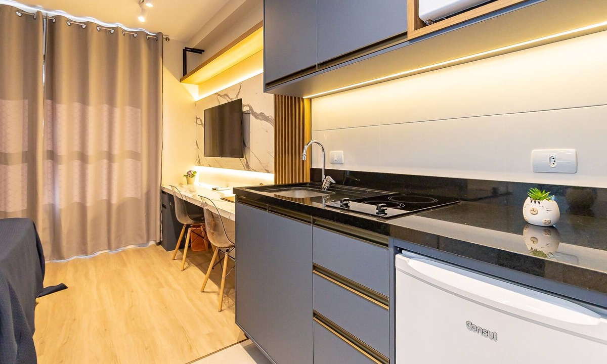 Reboucas Apartment | Big Blue Vrbo ~ Cozy ~ with Air Conditioning