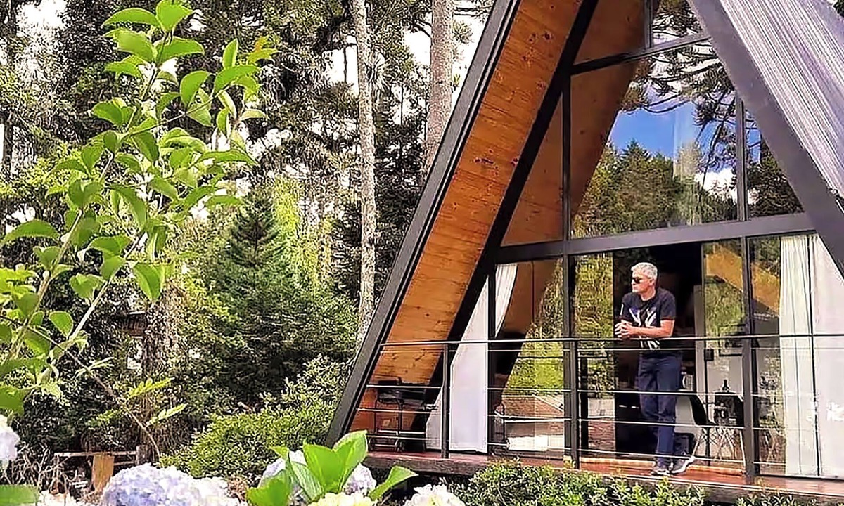 Jardim Europa Ski Chalet | Chalet Mon Amour 1 - Pure design in pure air. Hydro, fire pit, pet friendly