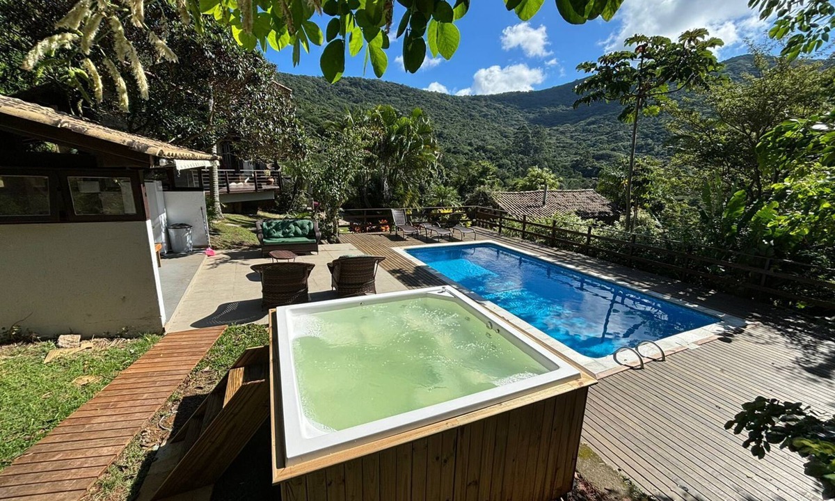 Florianopolis House | Hillside Mountain Retreat