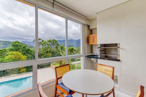 Sao Sebastiao Apartment | C14 - Conforto junto a natureza - Praia de Camburyzinho