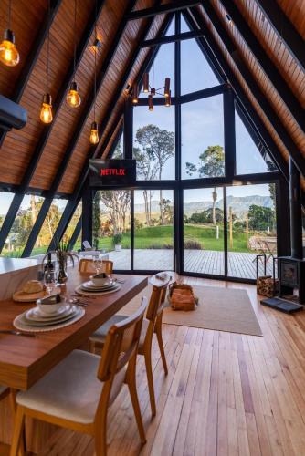 Anitapolis Ski Chalet | Cabanas com banheira na Serra Catarinense