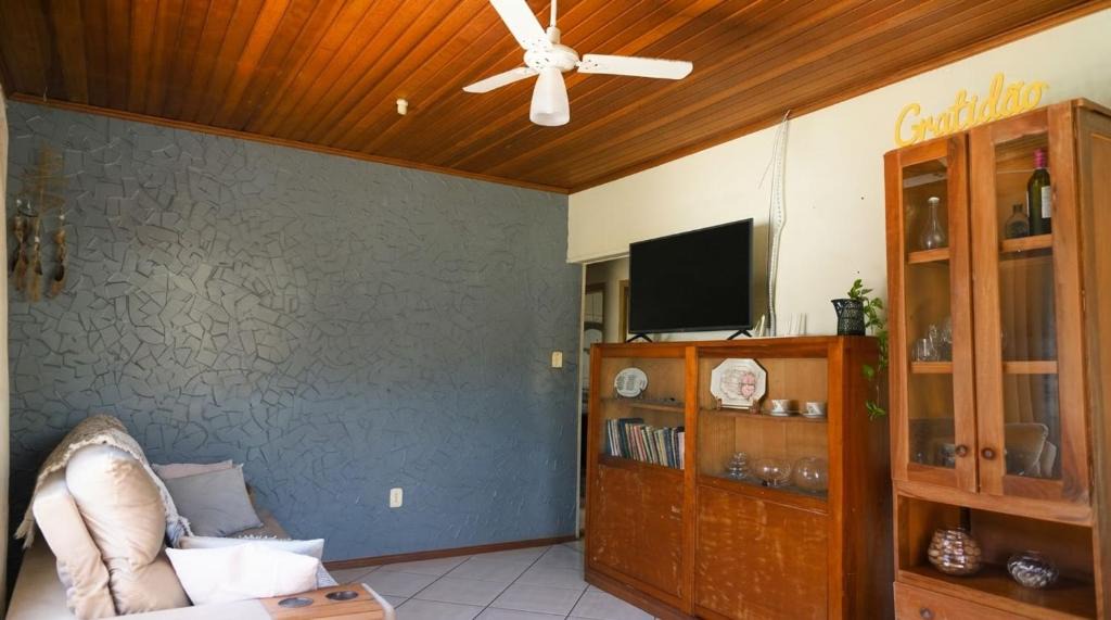 Santa Rosa House | Casa com 3 quartos Wi fi e Quintal no Centro