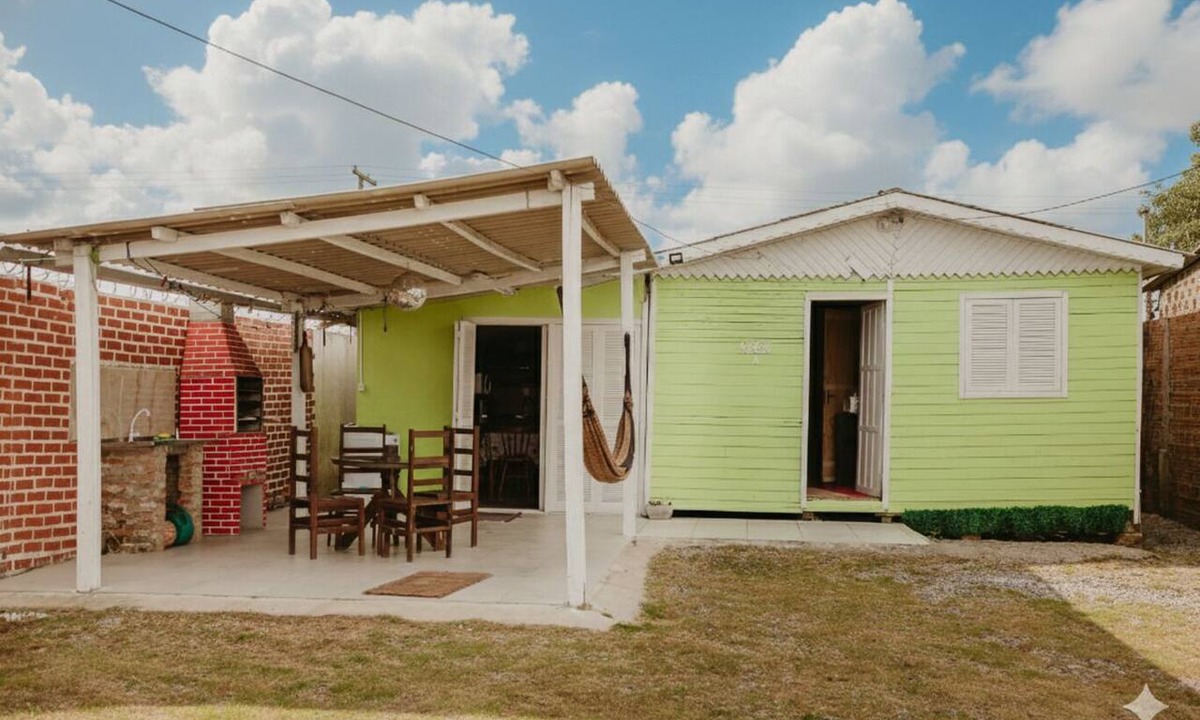Querencia House | Casa com Churrasqueira, Quintal, Ar Cond e Garagem