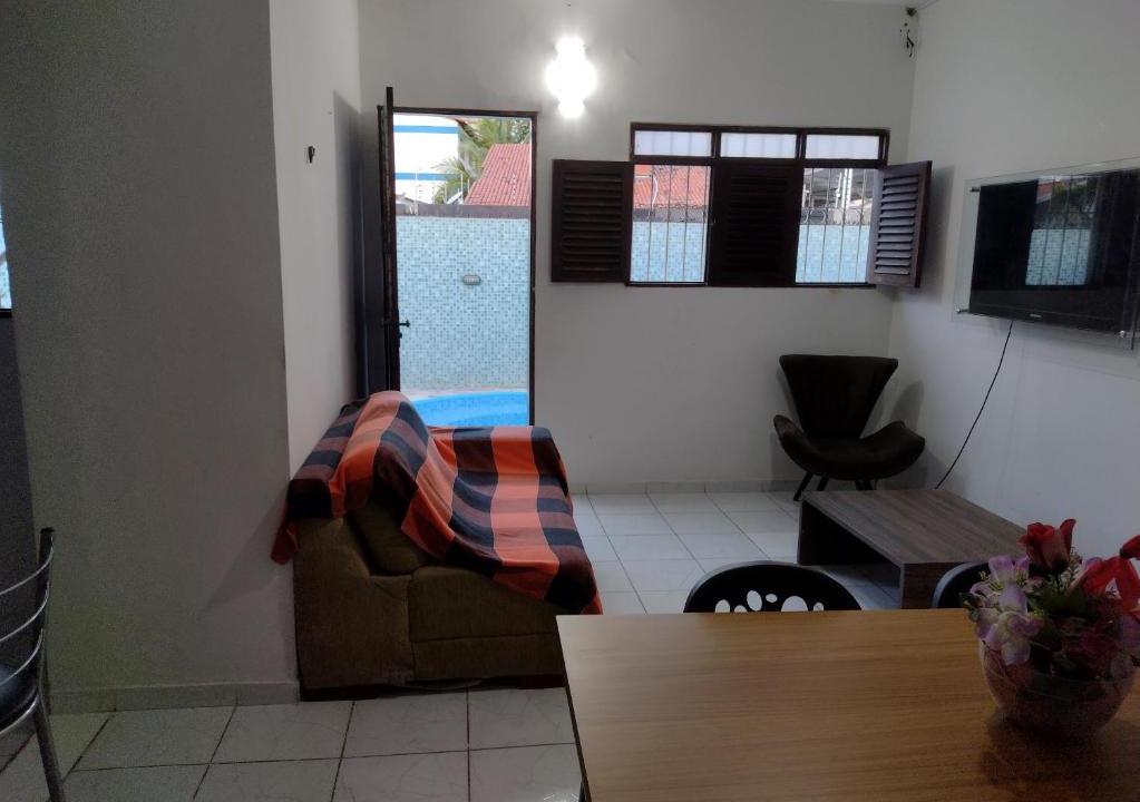 Manaira House | Casa com piscina confortável e perto de tudo