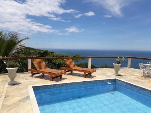 Praia de Borrifos House | Casa das Ilhas