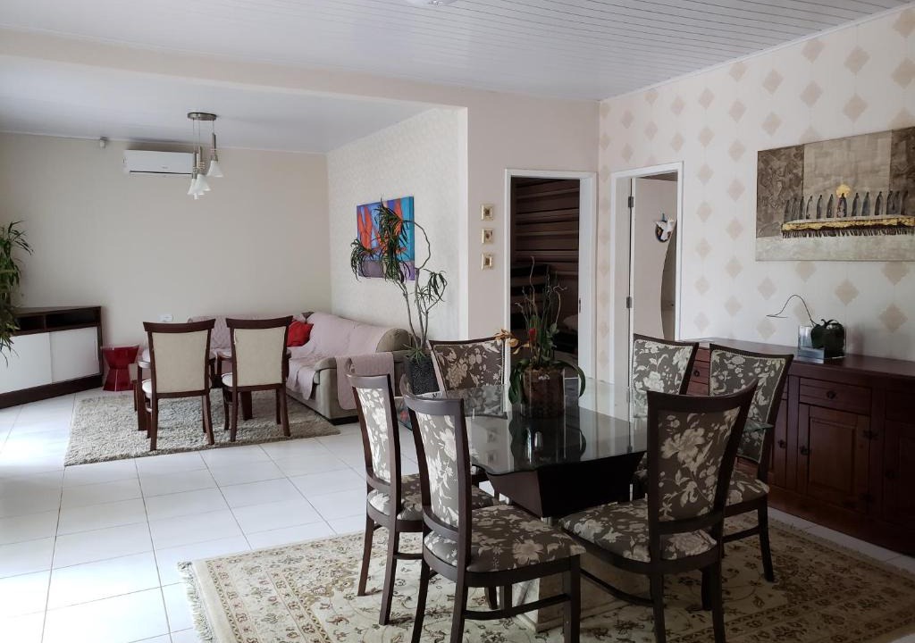 Guaratuba House | Casa em Guaratuba com piscina