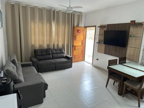 Loty House | Casa em Itanhaem