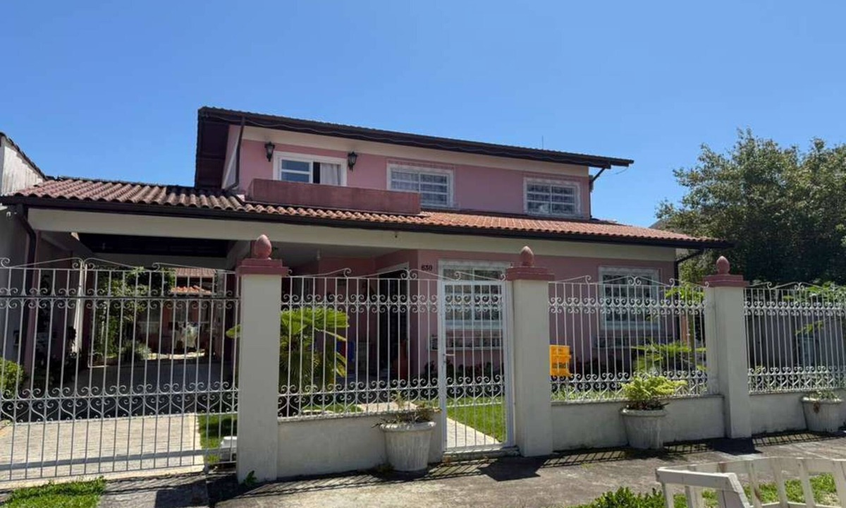 Daniela House | Casa Floripa - Praia Daniela, 5-7 pessoas, 300m da Praia - 4 Estacoes