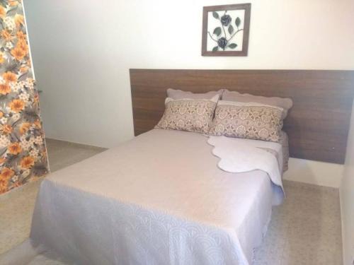 Jardim Primavera Cabin | Casa Guacuri - Casa de temporada e eventos - apartamentos com suítes - Piscinas e Amplo Estacionamento