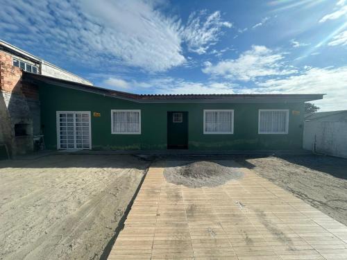 Balneario Praia do Leste House | Casa inteira em balneário Ipanema