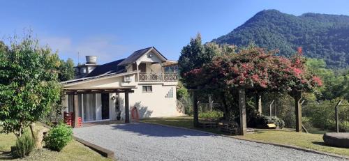 Nova Petropolis House | Casa Muller 1880