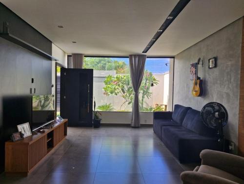 Jacone House | Casa pet friendly c piscina churrasqueira e wi-fi