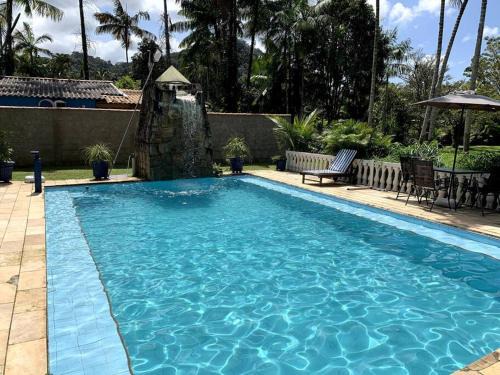Itariri House | Chácara com Piscina, Churrasqueira, Salão de Jogos, Campo futebol