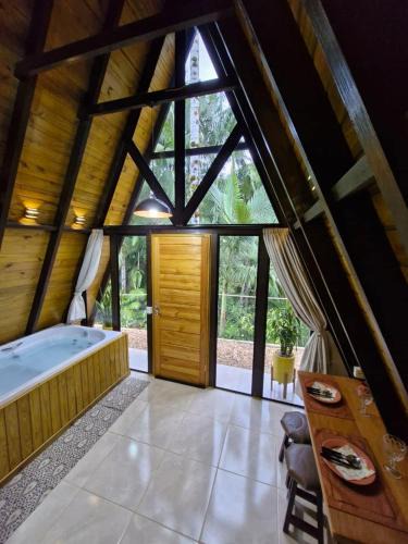 Barra do Rio Cerro Ski Chalet | Chalé a 500 metros do Pico Malwee