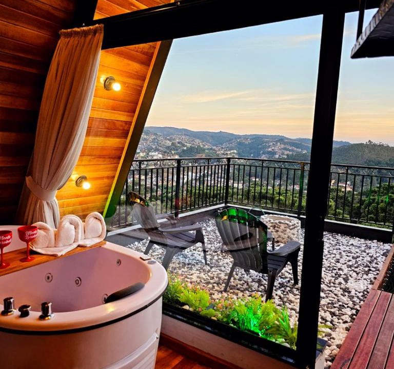 Campos do Jordao Cabin | Chalé Super Luxo Monte Lorobell