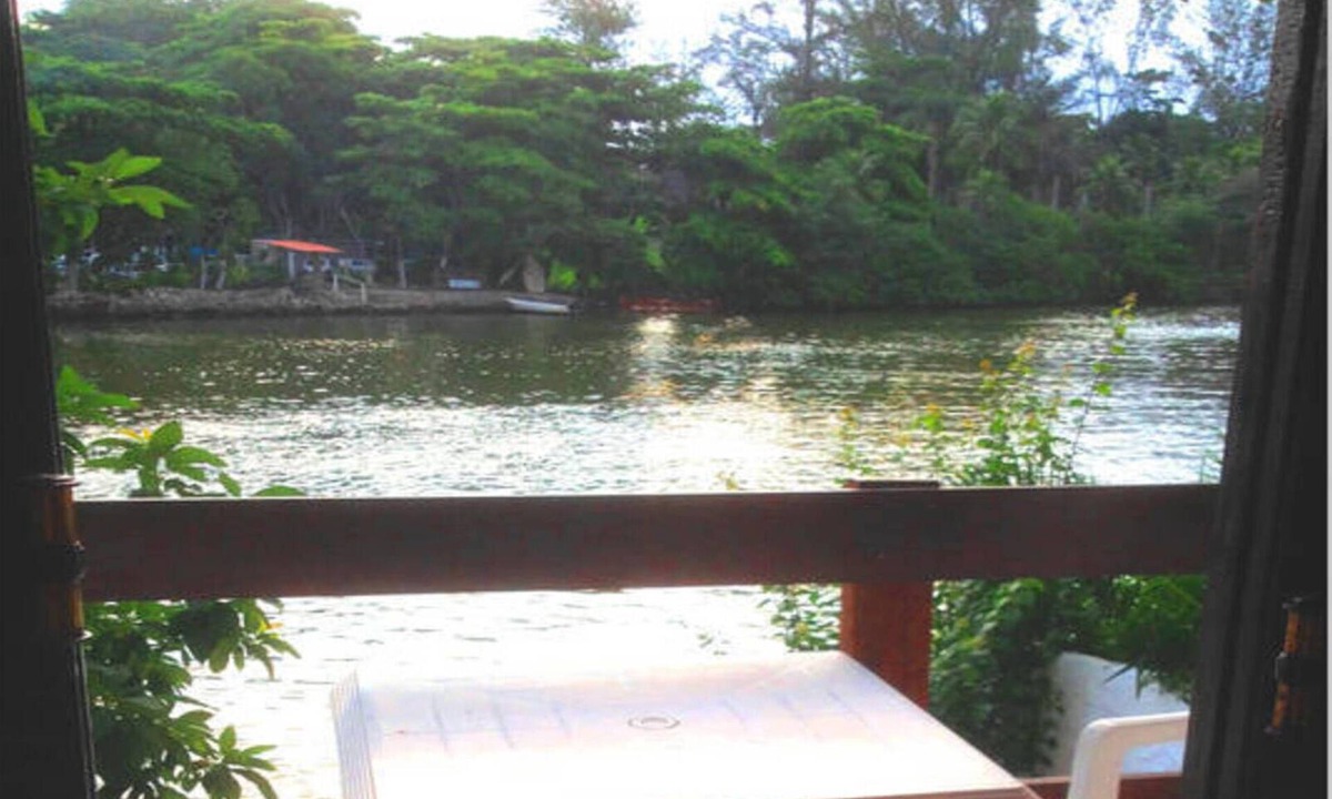 Barra da Tijuca Apartment | Charming Apartment in Barra – Gigóia Island, Lagoon View, Close to Beach & Metro