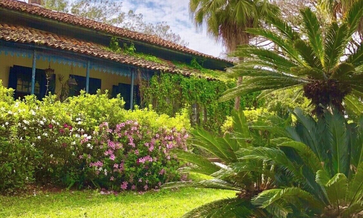Campinas Other | Charming farm from the coffee era, surrounded by abundant nature.