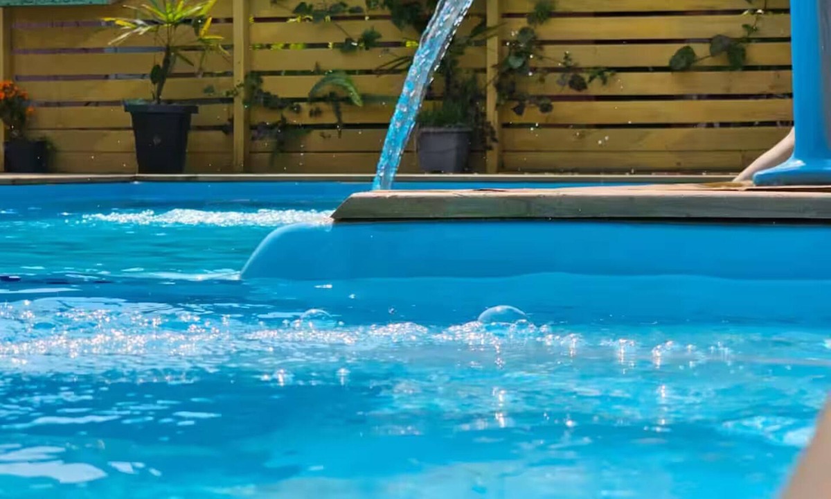 Praia do Rosa House | Christ the King Residence!