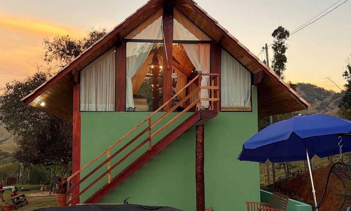 Cambui Cottage | Country house for relaxation! 3 bedrooms, swimming pool, fishing lake, fully equipped kitchen.