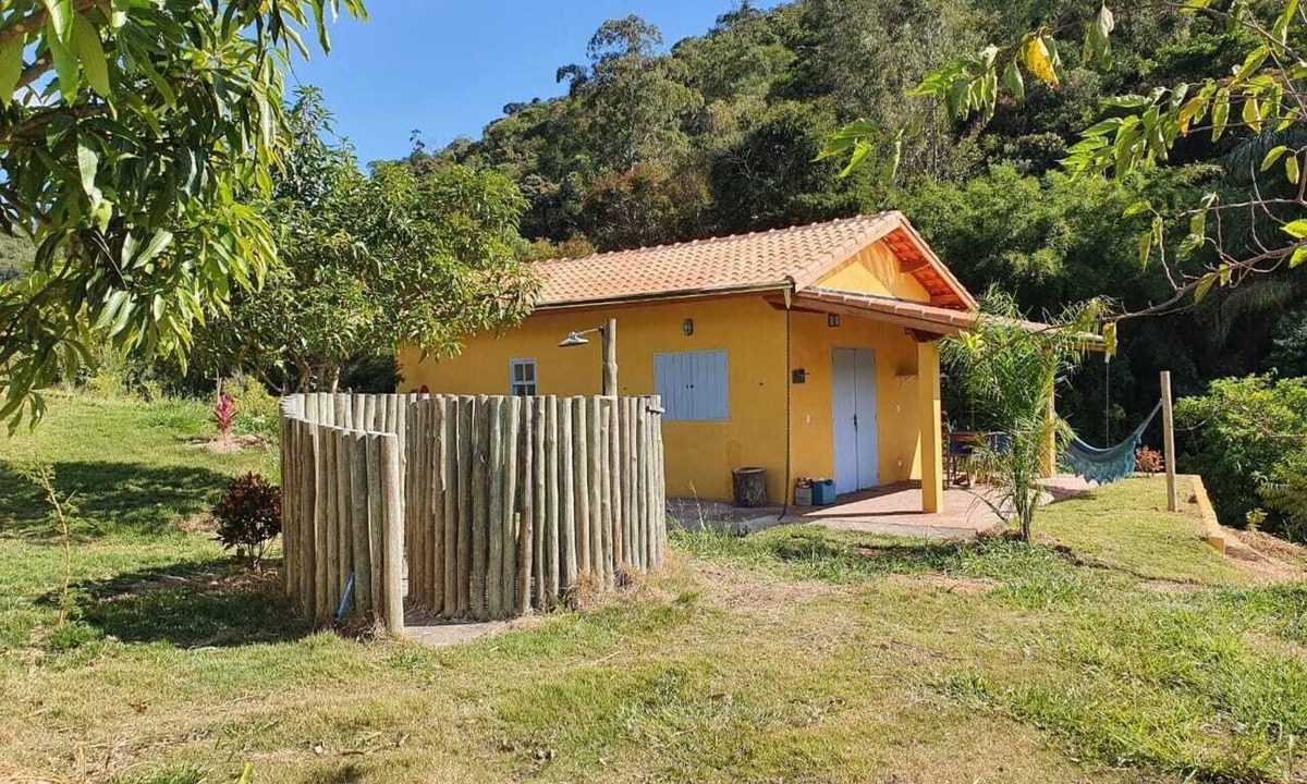 Paraibuna Ski Chalet | Cozy chalet on an agroecological farm, 2 hours from São Paulo.