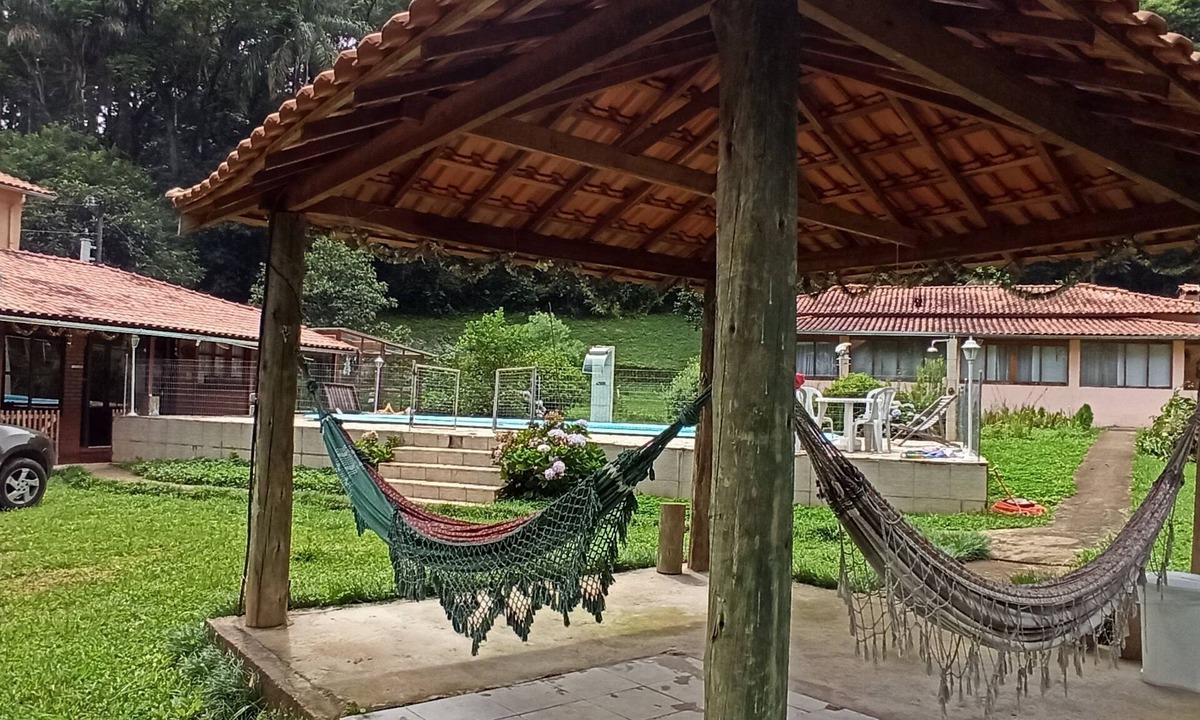 Itamonte House | Cozy country house in the mountains of Serra da Mantiqueira, near. BLACK NEEDLES