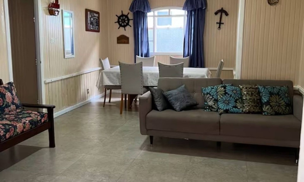 Balneario Mogiano House | Cozy house in gated community Morada da Praia Recanto Lira
