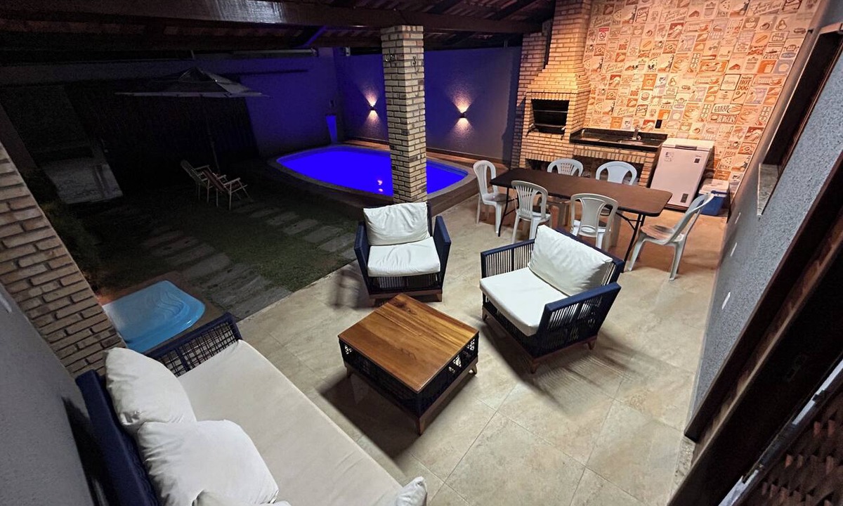 Beberibe House | Cozy retreat near Praia das Fontes and the cliffs of Morro Branco.