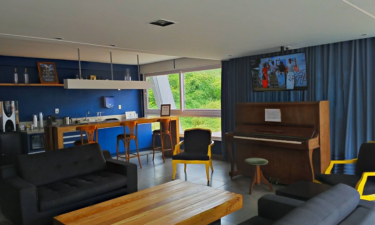 Lagoa da Conceicao Hotel | Cris Hotel