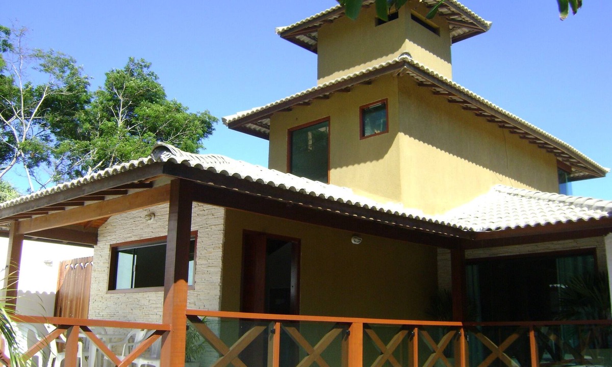Buzios House | Excellent duplex apartment with 3 en-suite bedrooms, air conditioning, swimming pool, Sky TV, and Wi-Fi, in Geribá-Búzios.